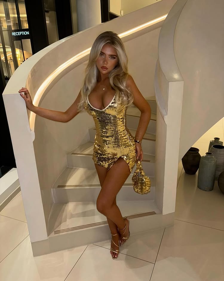Instagram post by @kaciiimae for SorelleUK. Caption reads: new in @sorelleuk 💫✨🌙
ad.