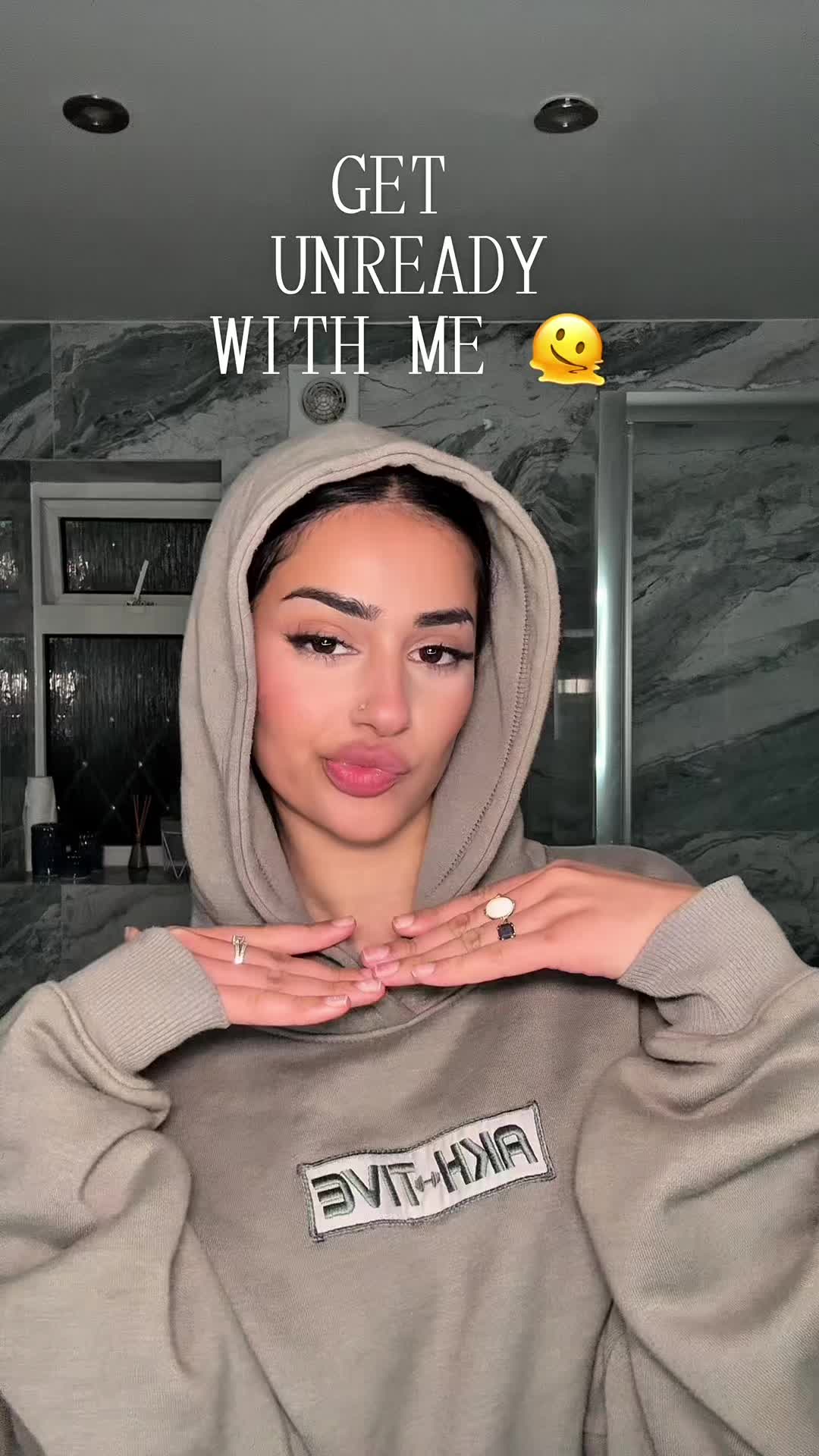 TikTok post by @laibaalimian for Theinkeylist. Caption reads: Quick and efficient strip down with @The Body Shop....