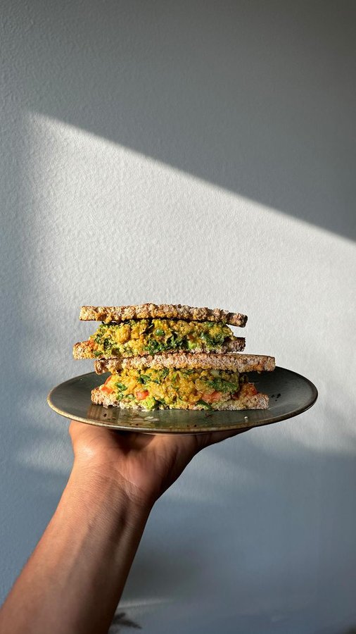 Instagram post by @upbeetanisha for Loisa. Caption reads: [...] reliable and very flavorful, ft. @eatloisa....