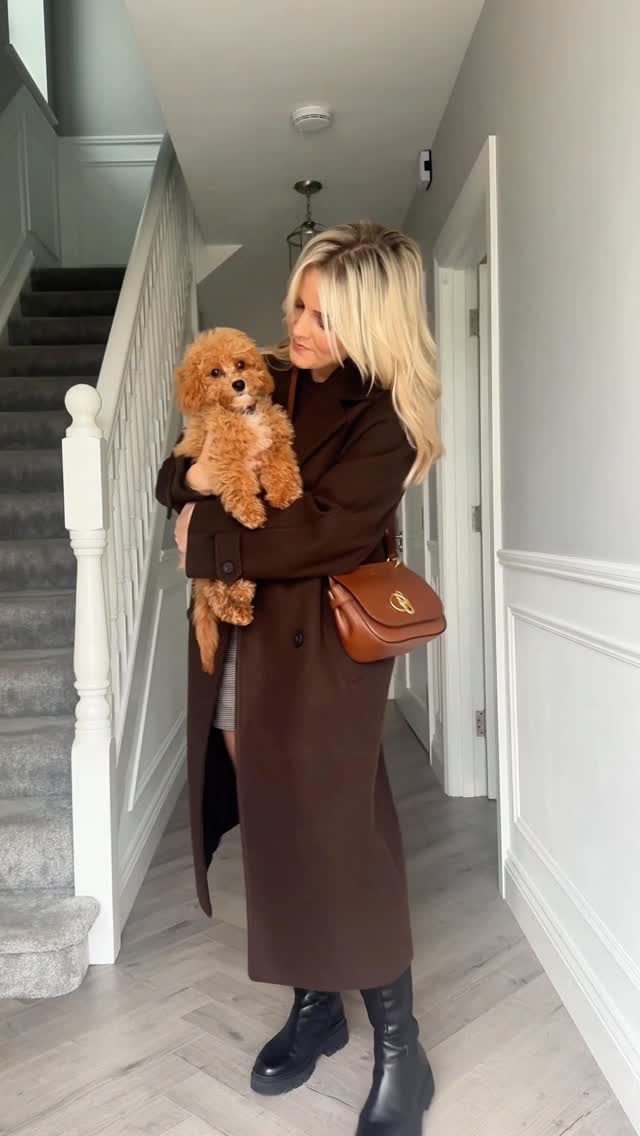 Instagram post by @hayleycolemanmakeup for Revive Active. Caption reads: [...] out the new Collagen Complex by Revive....