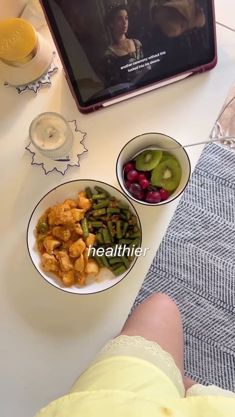 Instagram post by @who.iis.sheeee for Lipton. Caption reads: [...] choices, and adding small habits like Lipton....