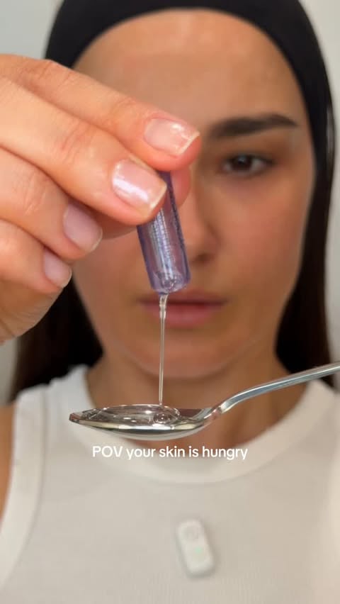 Instagram post by @anamcucuta for Oriflame România. Caption reads: POV: your skin is hungry 🍽️ 7 zile. 7 fiole. main....
