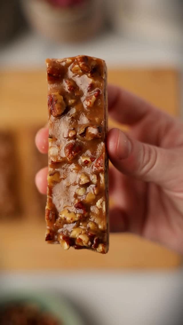 Instagram post by @olivia.wyles for Keto Chow. Caption reads: These pecan protein bars taste like pure....