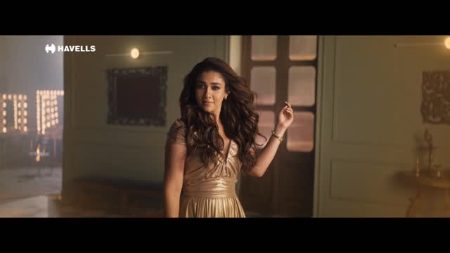 Instagram post by @masudha_blogs for Havells. Caption reads: What I love about Havells Glamtube is how simple....