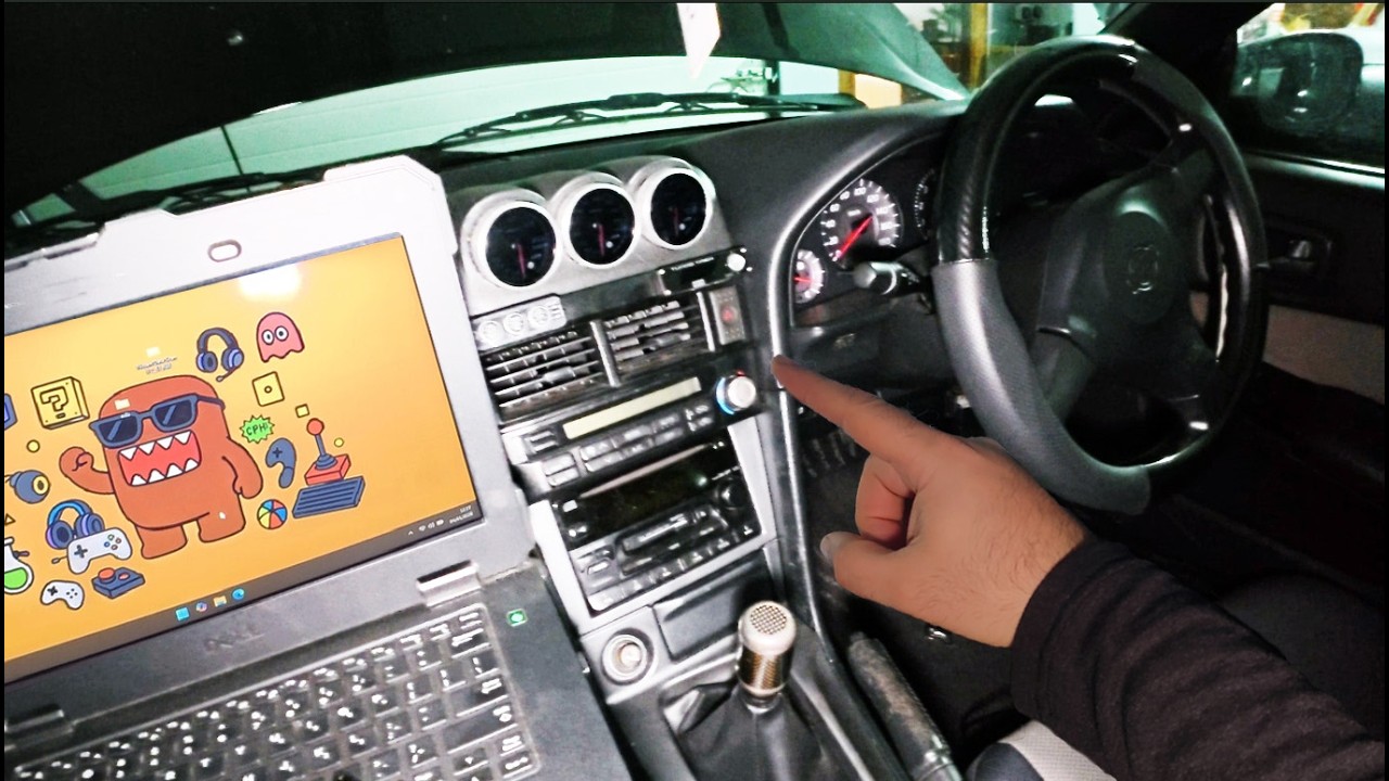 YouTube post by @sfdxshow for Gvgmall. Caption reads: Mi Skyline R34: Tiene dos FALLAS o PROBLEMAS.