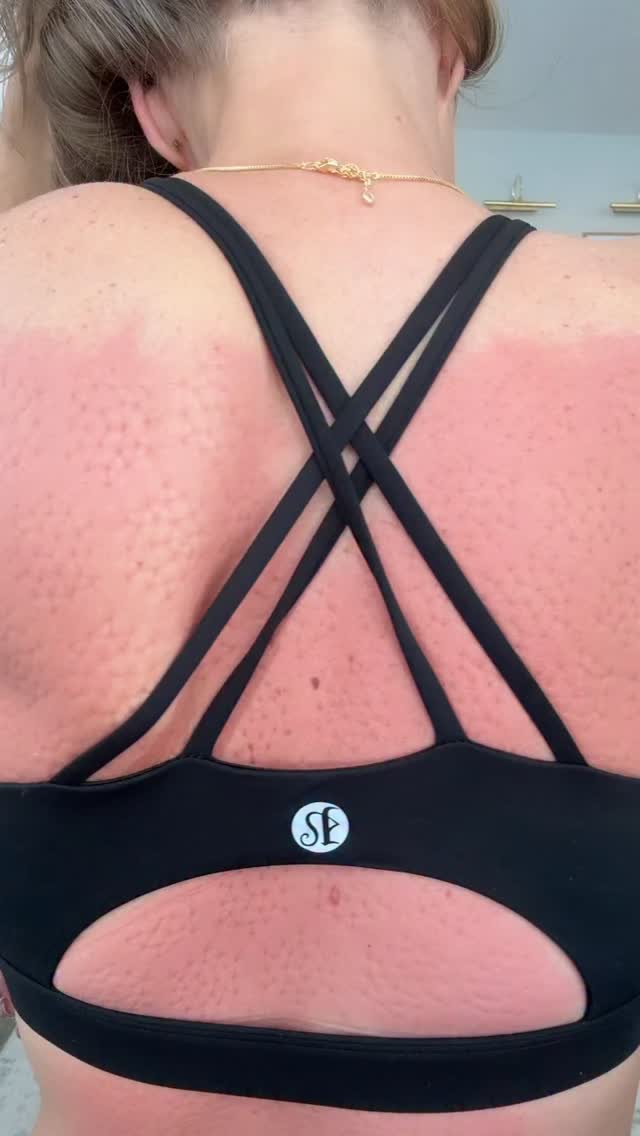 Instagram post by @quadruplethekisses for Pranamat. Caption reads: @pranamat is having their BIGGEST sale of the....