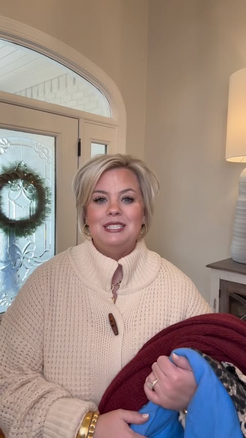 Instagram post by @emilystutts82 for Chic Soul. Caption reads: @shopchicsoul PR plus-size haul! #plussizefashion....