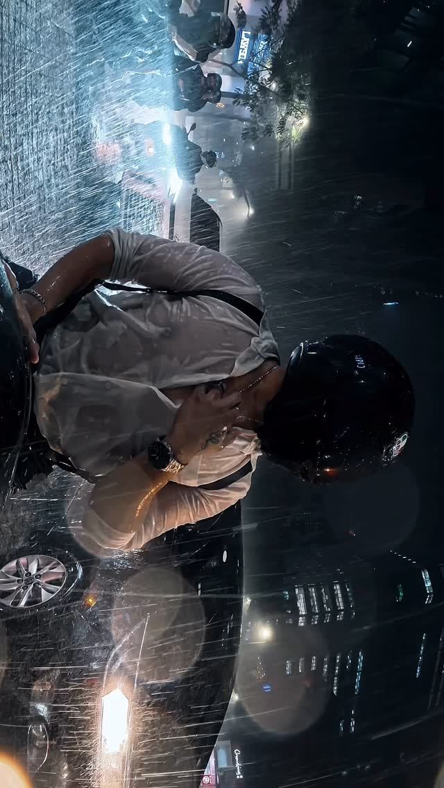 Instagram post by @blitz.sr for MoltenCores. Caption reads: Guess who’s home.. . . My sponsors | Code: BLITZ....