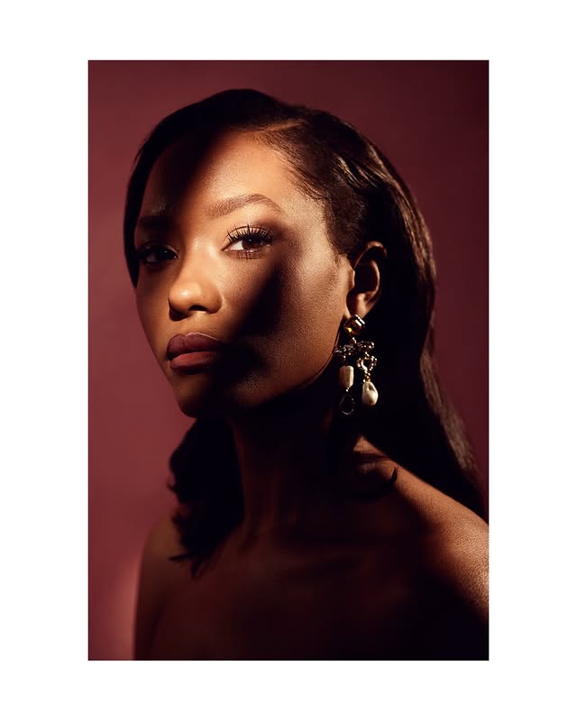 Instagram post by @yawasiedu_ for Aputure. Caption reads: [...] #glowlyskin #dewyskin #aputure....