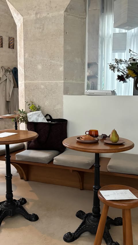 Instagram post by @louison_clm for Rouje. Caption reads: Cette robe @rouje méritais son réel !....