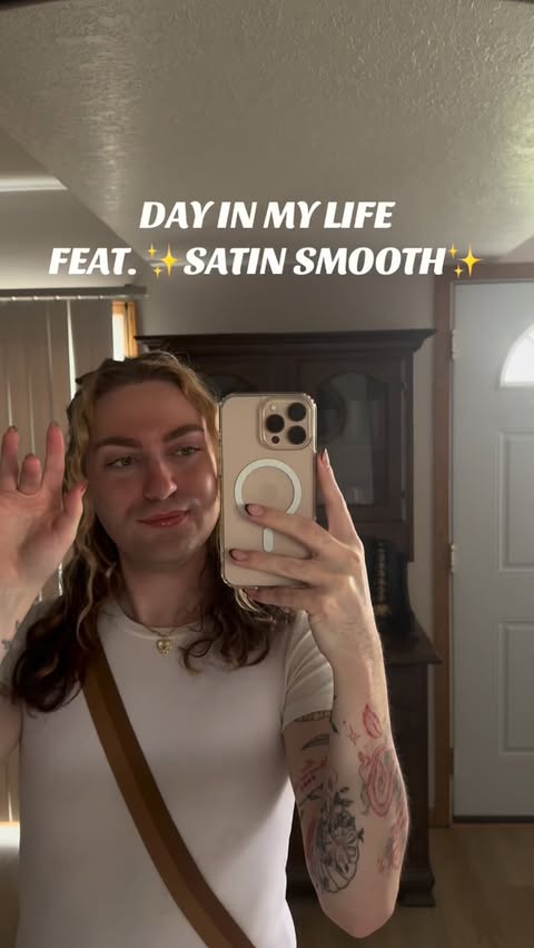 Instagram post by @luxuryskinspa for Cosmo Prof Beauty. Caption reads: JOIN ME WITH @satinsmoothpro & @cosmoprofbeauty in....