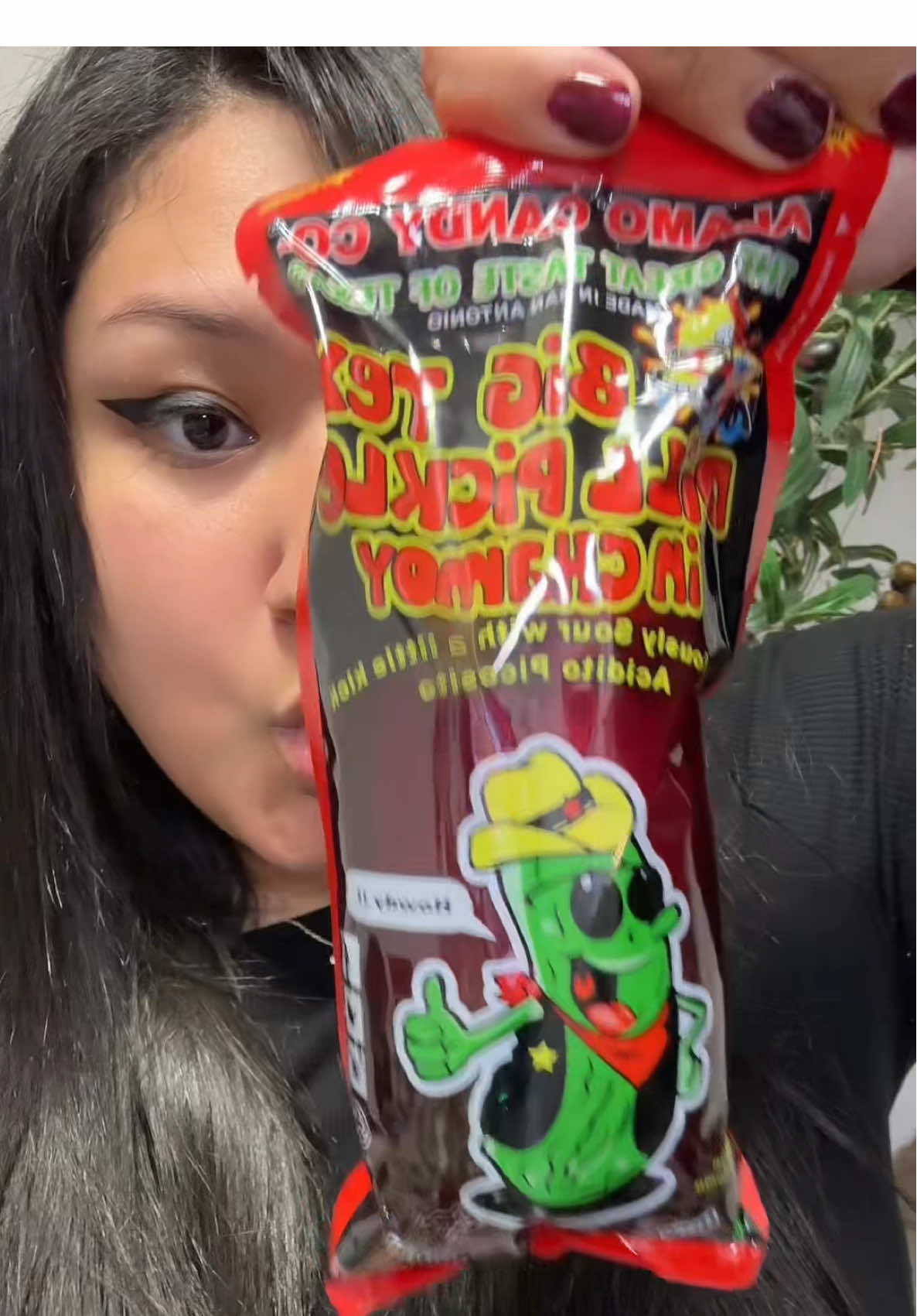 TikTok post by @ayumii_veil for Bussin Snacks. Caption reads: [...] it before, I totally recommend it!....