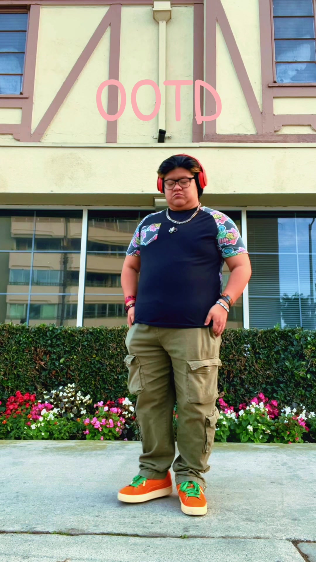 TikTok post by @kinginkofficial for Forever21. Caption reads: My best friend gifted me shoes!!!! Wanted to show!....