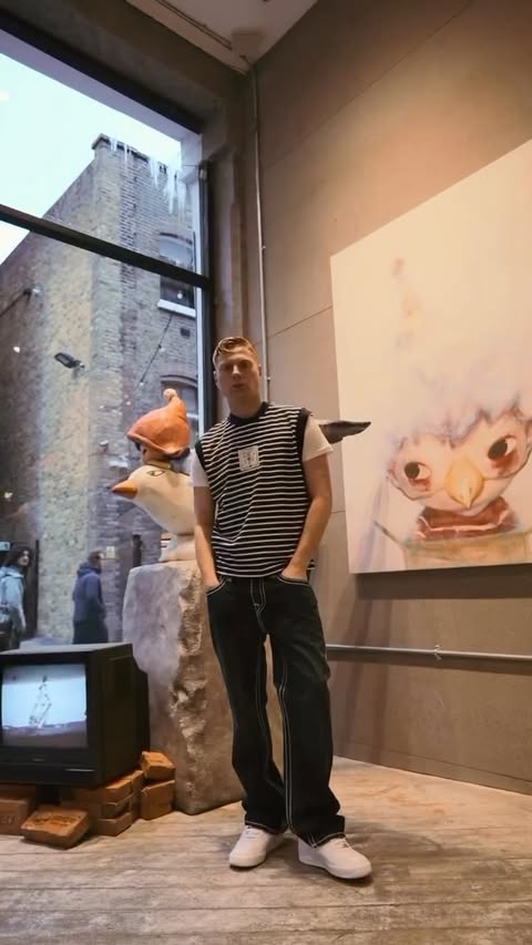 Instagram post by @gullyguyleo for Pop Mart. Caption reads: [...] the new hirono brick lane store 🇬🇧....