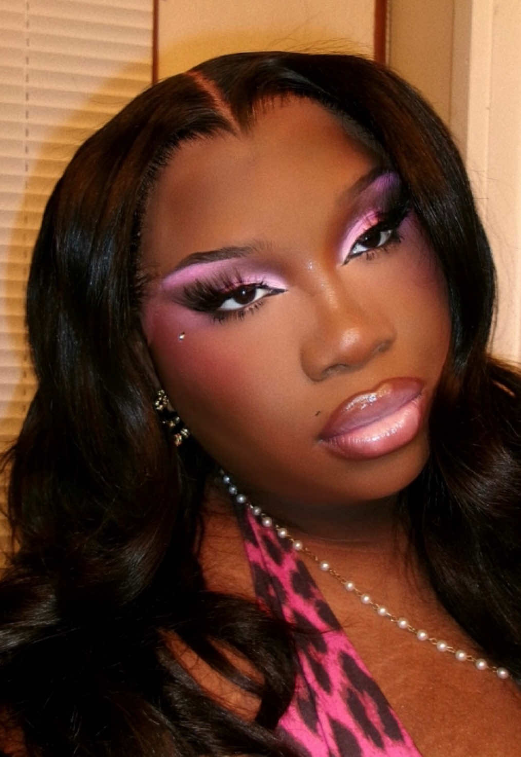 TikTok post by @taylorkahmad for Ebin New York. Caption reads: [...] laid by the best @GOIPLE STORE and @EBIN NEW....