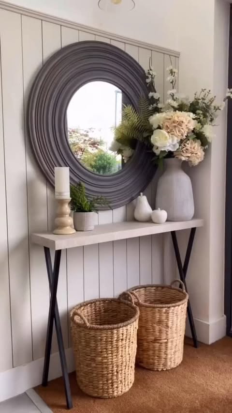 Instagram post by an influencer for Graham & Brown. Caption reads: Hallway panelling ✌🏻✌🏻 Panelling everywhere as....