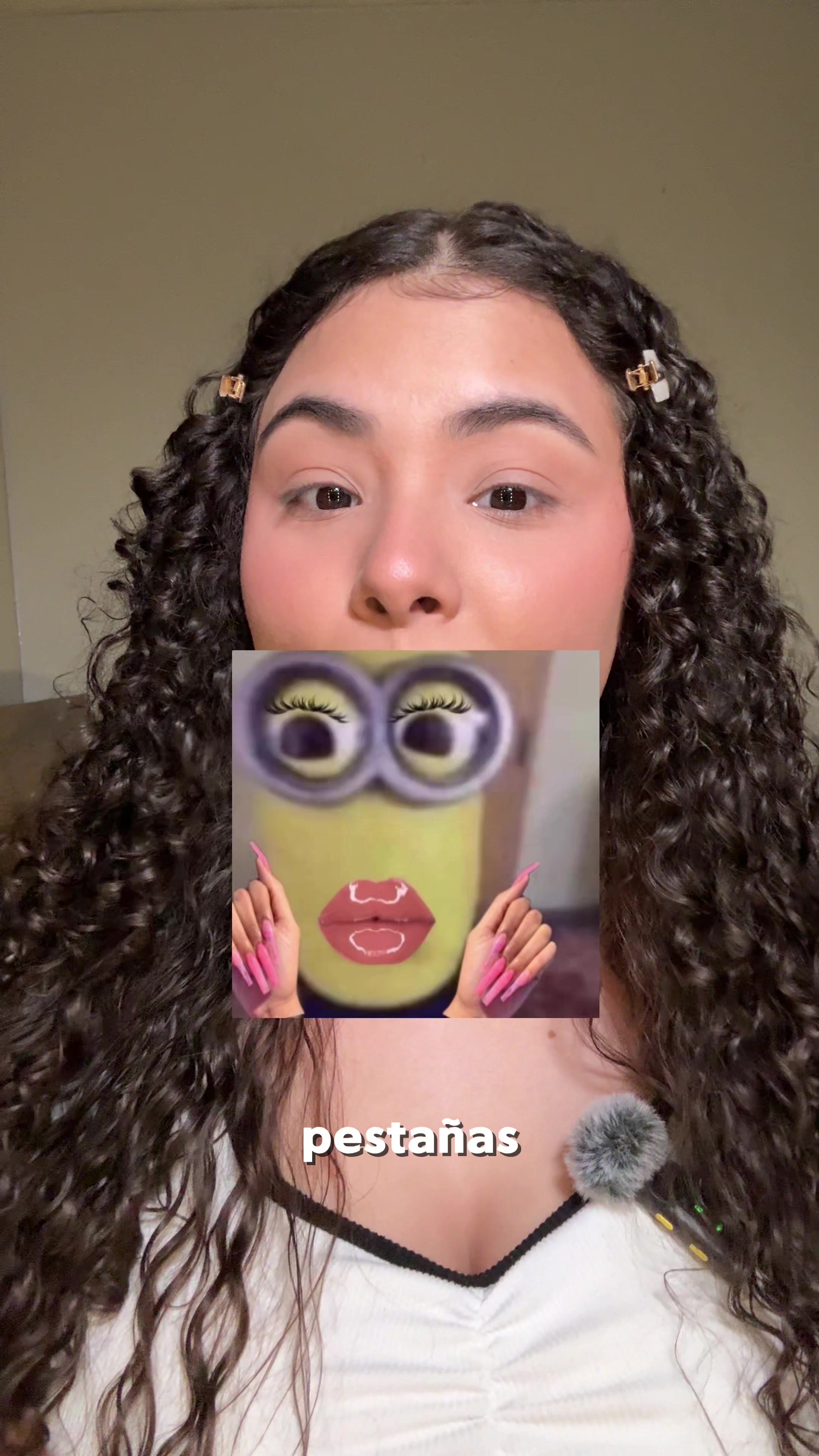 TikTok post by @amlr20_ for Fowendia Lashes. Caption reads: [...] pestañas me está gustando 😍😍 @Fowendia....