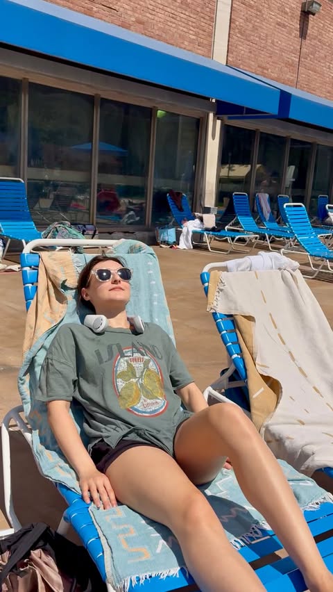 Instagram post by @chronic4u for JisuLife. Caption reads: [...] so much harder 🥵 I’ve been loving my....