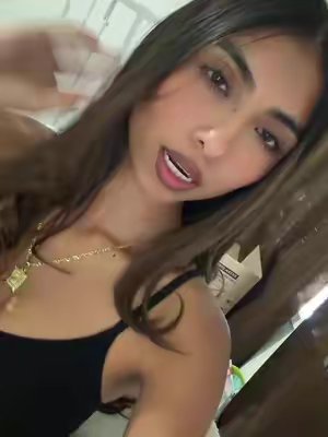 TikTok post by @rosariosophh for Kissyan Jewelry. Caption reads: 💛💛 @KissYanOfficial @KissYan Jewelry #kissyan....