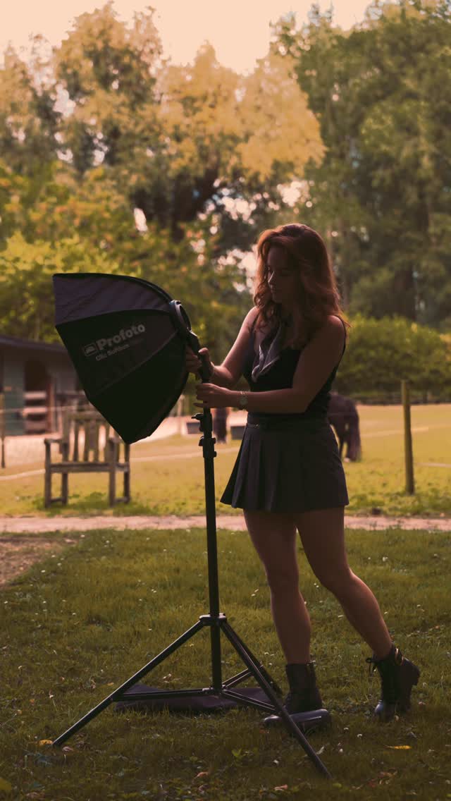 Instagram post by @evelyduis for Profoto. Caption reads: 🐴🌿 On location with the Profoto A2 & B10X!

Why....