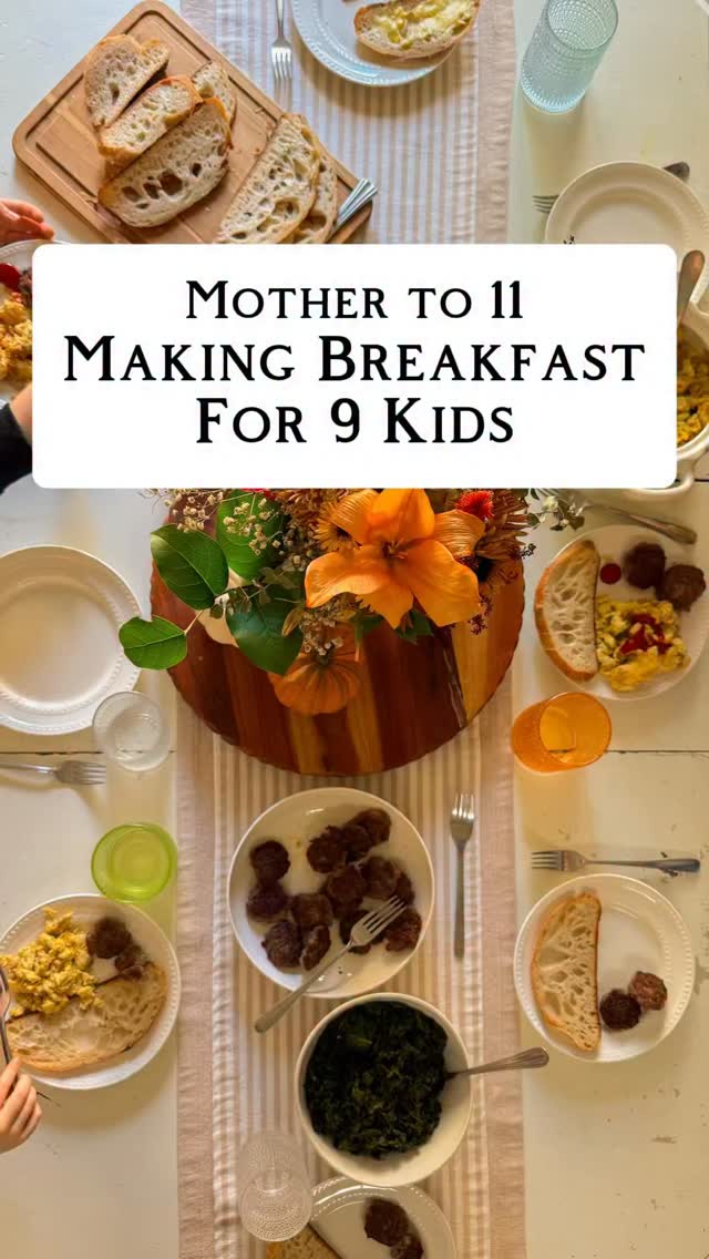 Instagram post by @natural.simpleliving for ButcherBox. Caption reads: Happy Saturday! 🍳 Comment “BREAKFAST” and I’ll....