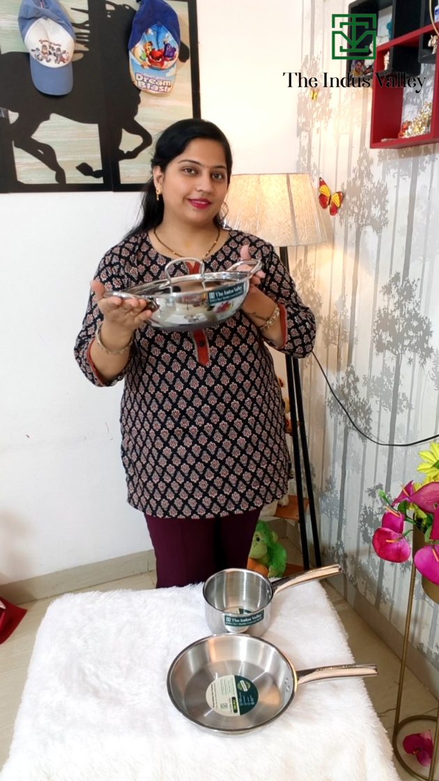 Instagram post by @mrs._s_pandey for The Indus Valley. Caption reads: The Indus Valley: 100% Healthy Cookware

For Extra....