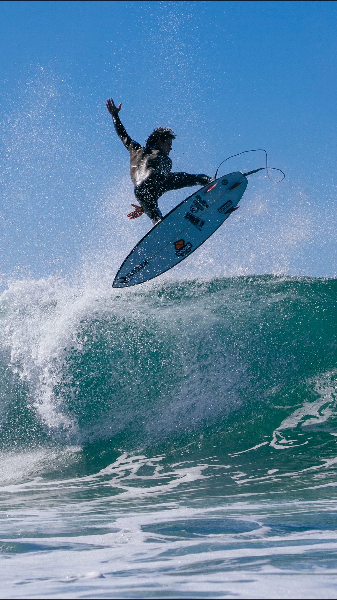 Instagram post by @surfingaus for Dometic. Caption reads: [...] the knives away from @oceanlancaster 

Watch....