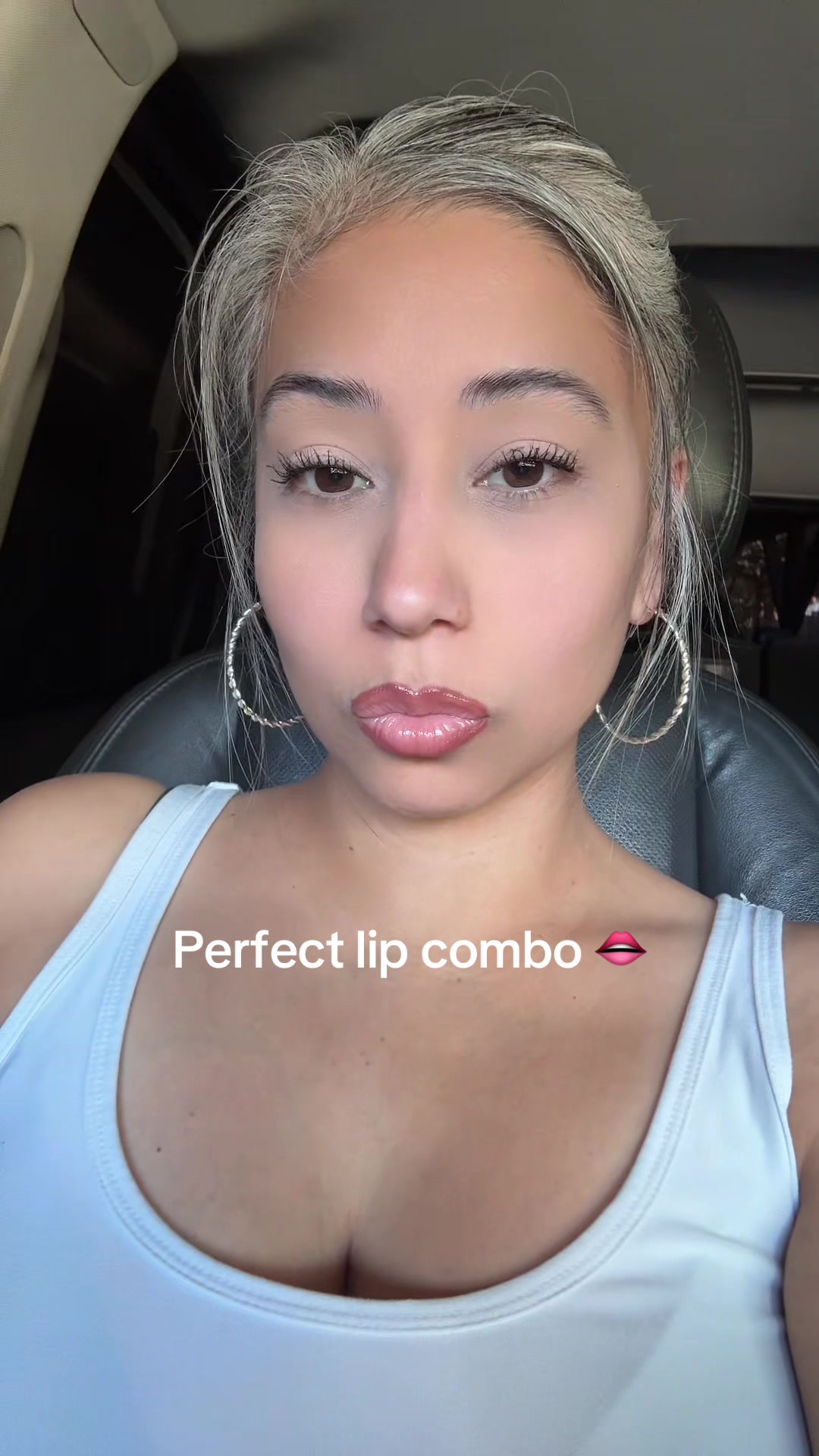 TikTok post by @ambshlee for Beauty Creations México. Caption reads: 🫦🫦🫦@Beauty Creations Cosmetics #lipcombo....