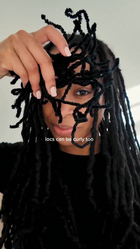 Instagram post by @trinoftrades for Aunt Jackie's Curls & Coils. Caption reads: back to doing my favorite loc curl set using pipe....