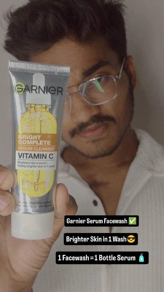 Instagram post by @explore_with_aman for Garnier India. Caption reads: This Vitamin C facewash = 1 serum bottle
Loving....