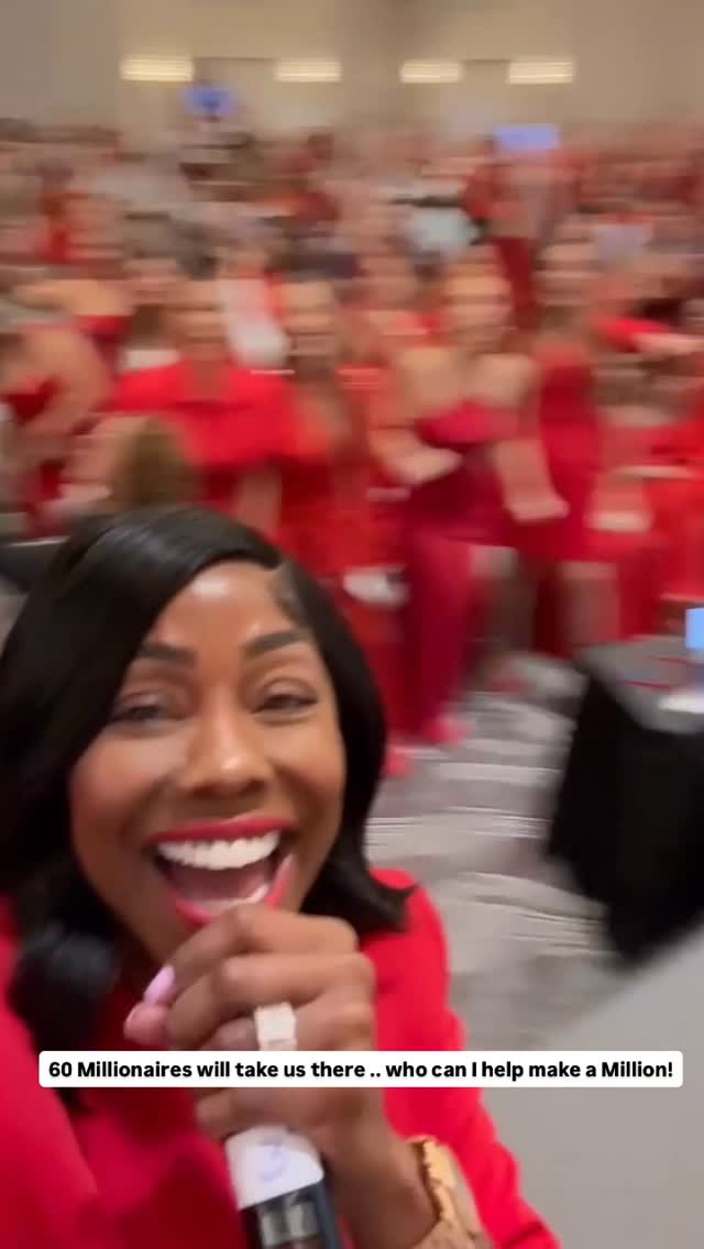 Instagram post by @coachstormy for Farmasi. Caption reads: I love Playing with my @farmasiofficial family....