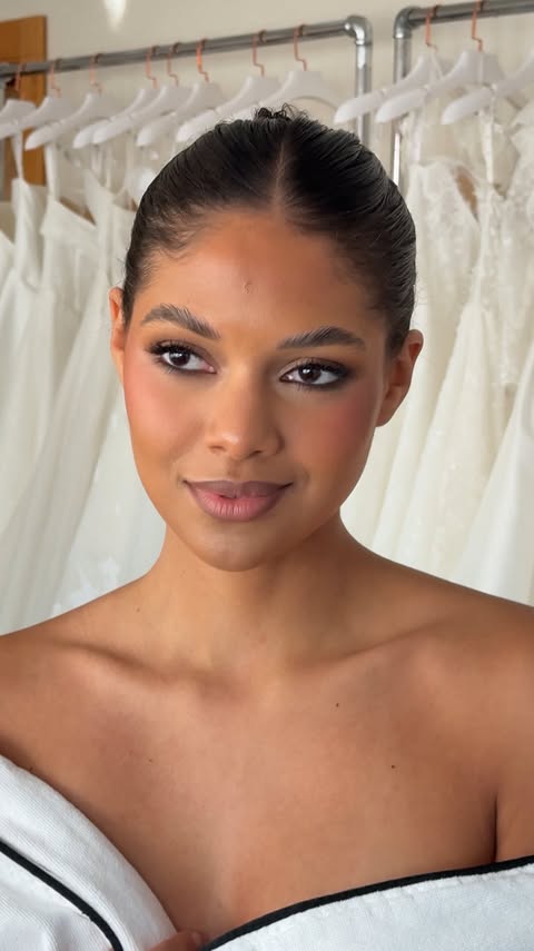 Instagram post by @kellsiebainmakeup for Milani Cosmetics. Caption reads: How gorgeous is this $7 blush from Milani! I found....