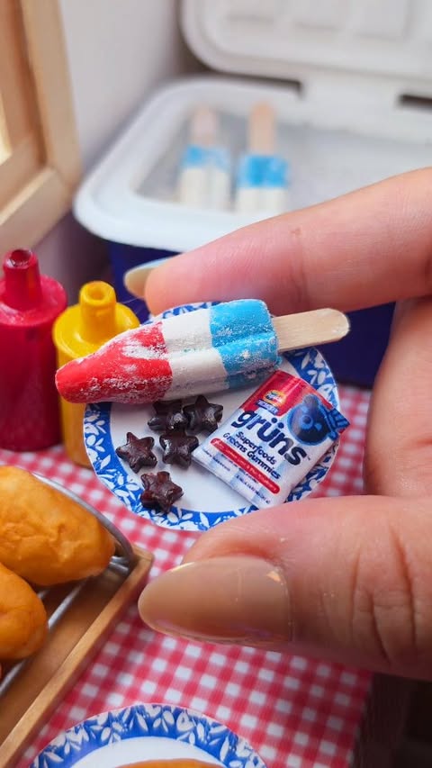 Instagram post by @shrink.it for Grüns. Caption reads: POV: being invited to the tiniest summer....