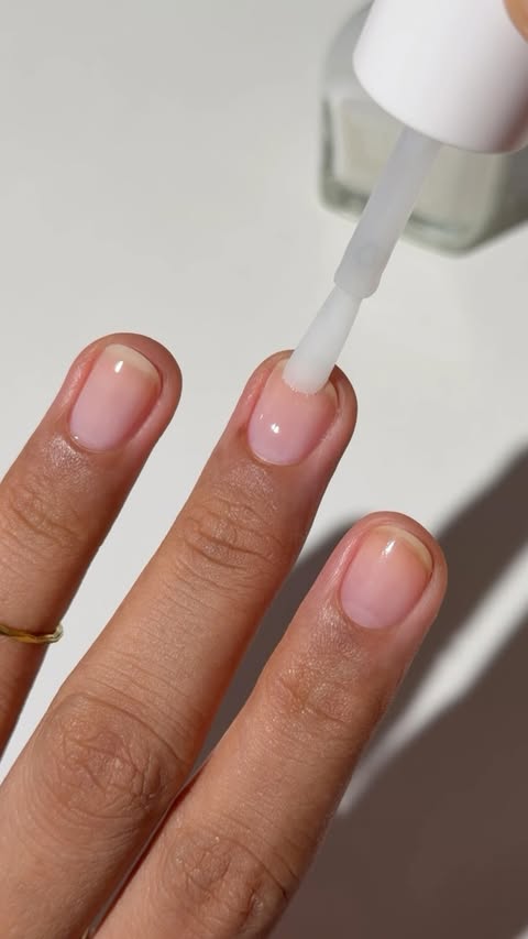 Instagram post by @nonnailartist for ohora. Caption reads: [...] milky formula like this one 🥛 Swatching....