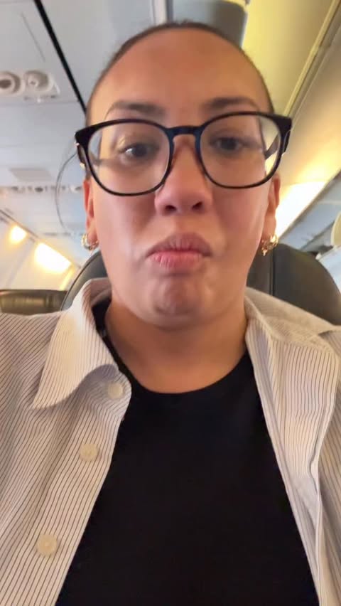 Instagram post by @lisaperesecullen for Qantas. Caption reads: Special thank you to @qantas for getting me across....