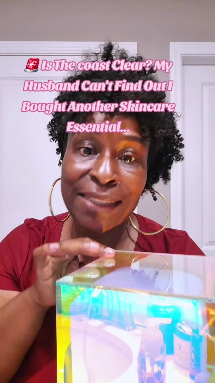 TikTok post by @lubeerocks for Clean Skin Club. Caption reads: [...] If you know, you know. 🧖🏾‍♀️✨@Clean Skin....