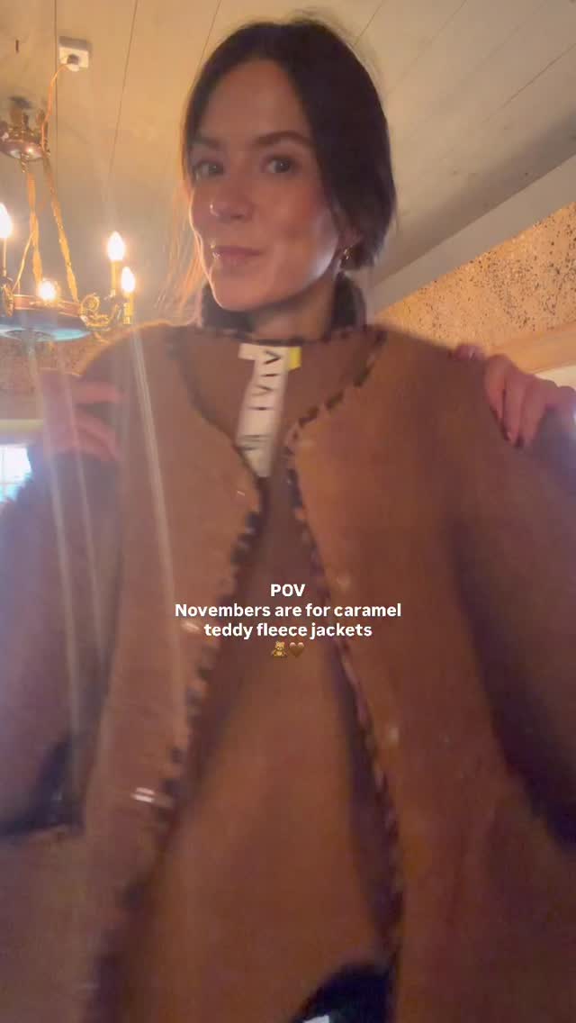 Instagram post by @hannamietz for Vivi Mari. Caption reads: [...] fleece jackets to your wardrobe 🧸🤎....