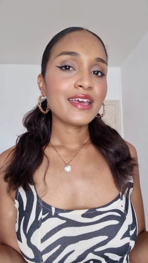 Instagram post by @melo.bondo for ExpressVPN. Caption reads: [...] it. I ended up watching it thanks to....