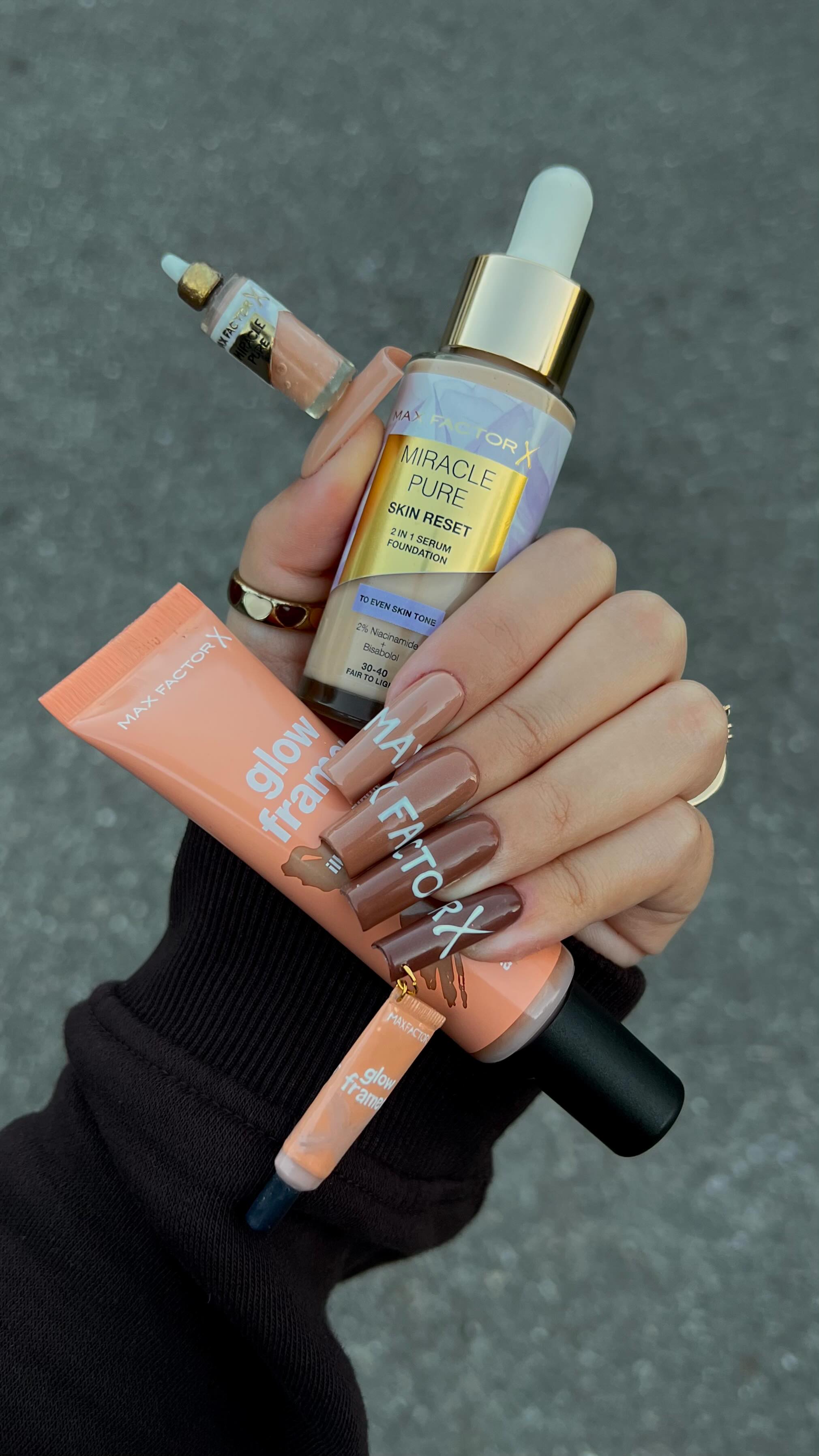 Instagram post by @_beautbybee for Max Factor. Caption reads: #ad They said makeup belongs in your bag… I said,....