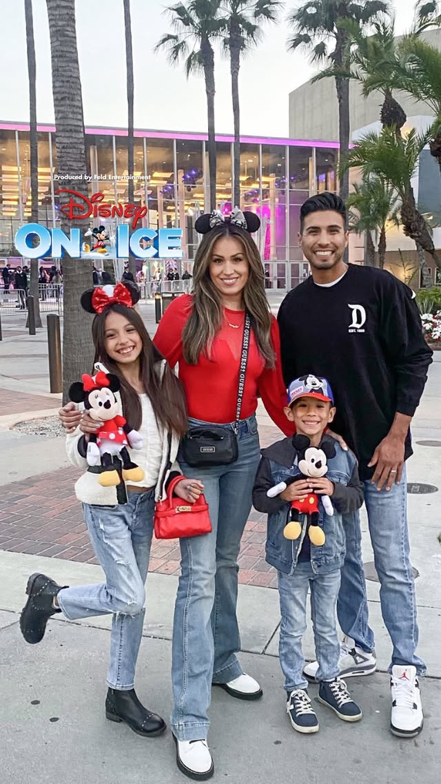 Instagram post by an influencer for Disney On Ice. Caption reads: [...] the century comes alive in @disneyonice ⛸️....