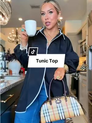 TikTok post by @lindaannettem for uoozee. Caption reads: [...] to @APRIL💐 so comfy but so chic🤌🏻 @UOOZEE....