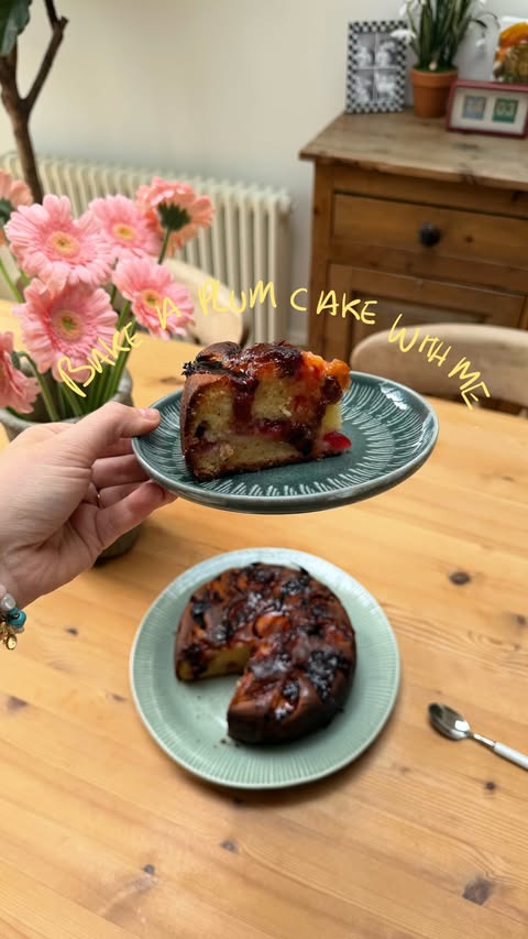 Instagram post by @poppydeyes for Waitrose. Caption reads: [...] & you need to try this cake! It’s the....