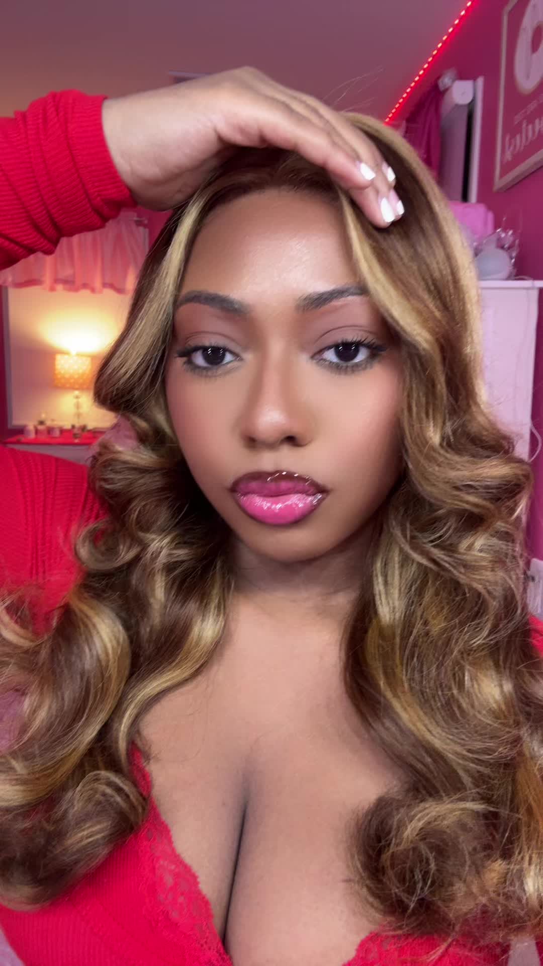 TikTok post by @meekianaaa3 for Eullair. Caption reads: [...] #wig #wiginstalltutorial @eullair hair .