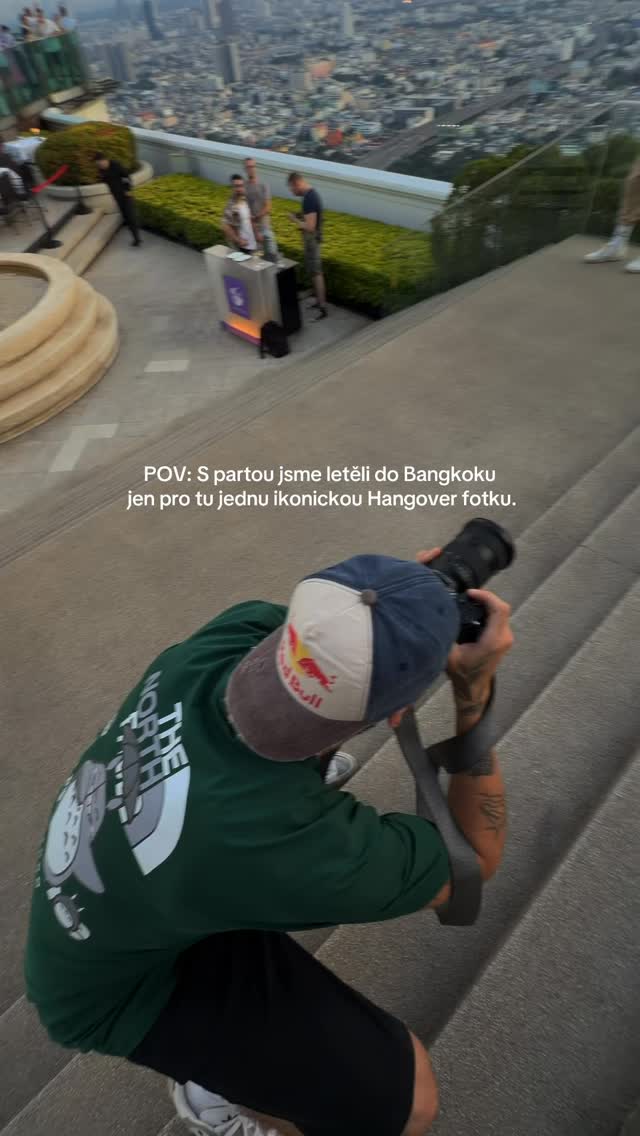 Instagram post by @luzaaa.p for Herohero. Caption reads: Tenhle trend jsme asi vyhráli 💪🏼😅Would that....