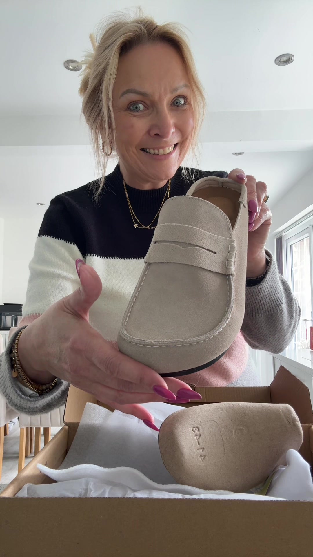 TikTok post by @wendyg_official for evellyhootd. Caption reads: Slip on loafers from @EVELLYHOOTD GB #loafer #shoe....
