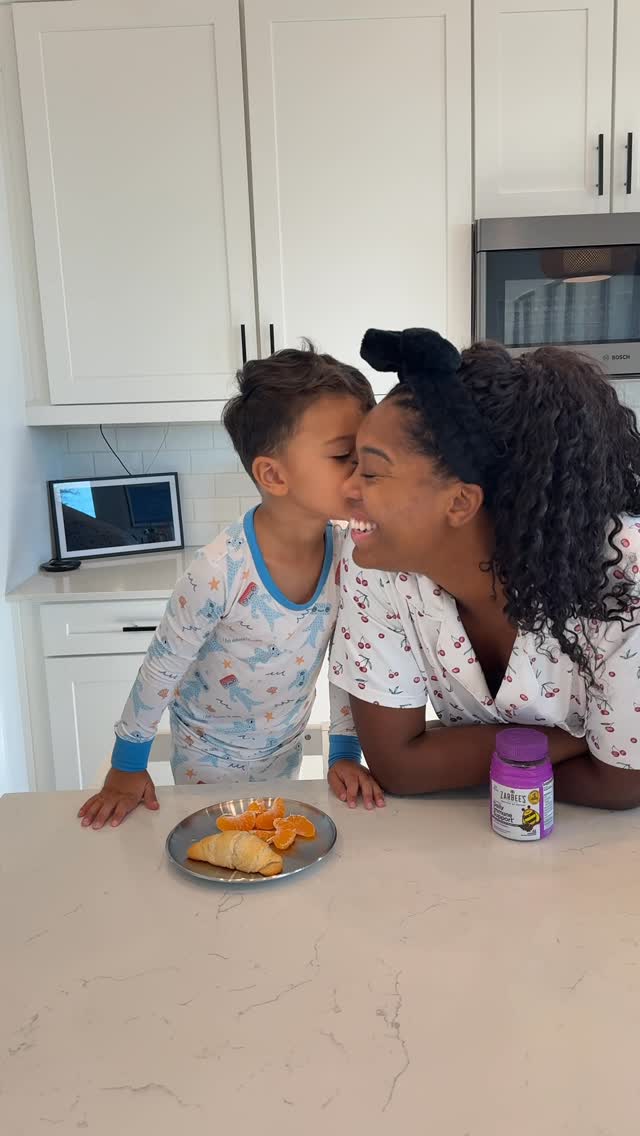 Instagram post by @mariyahgerber for Zarbee's. Caption reads: #Sponsored Morning routines with two kids....