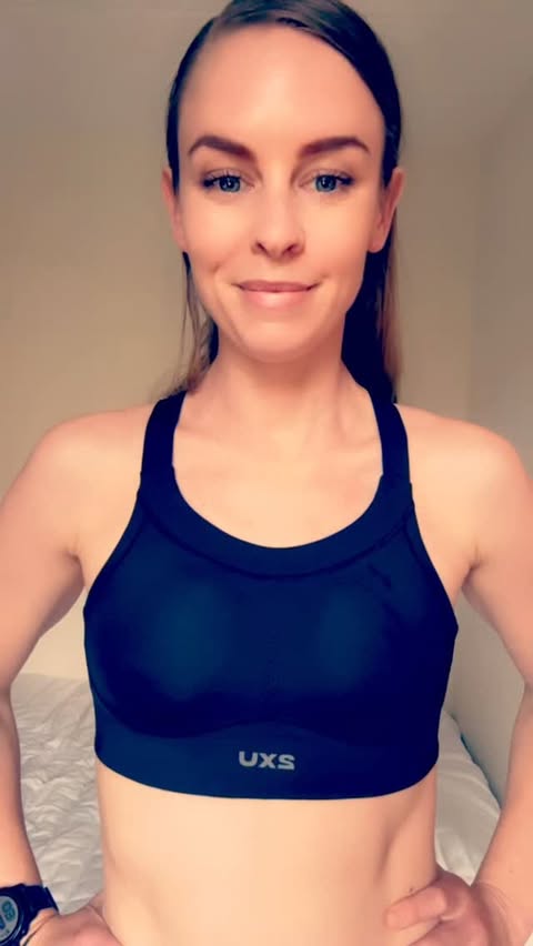 Instagram post by @jhedbys for 2XU. Caption reads: [...] bra for running? In collaboration with....