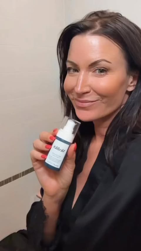 Instagram post by @annabrandejs_czsk for Medik8. Caption reads: Nový produkt od @medik8_czsk s niacinamidem jsem....