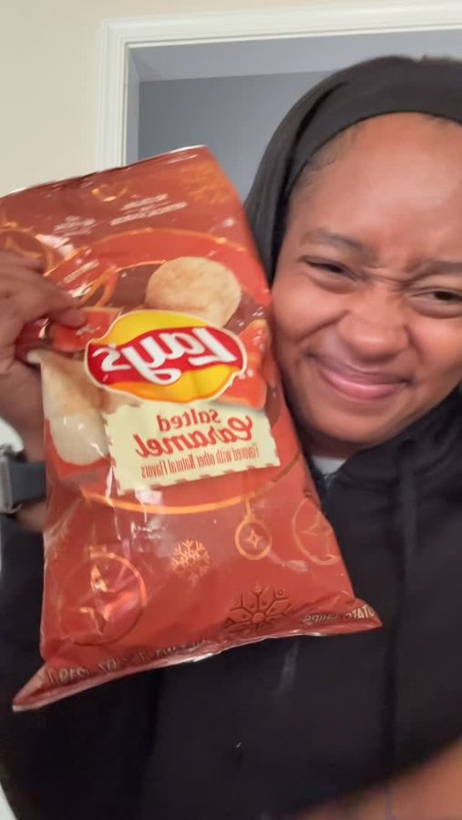 Instagram post by @zeetheintrovert for Lay's. Caption reads: Salted Caramel Potato Chips 👀 #saltedcaramellays....