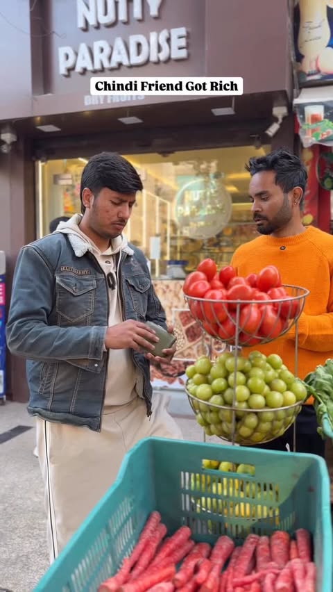 Instagram post by @gopalgoyal_ for Rapido. Caption reads: [...] hi Paisa hoga 🤑 💰Earn like a boss with....